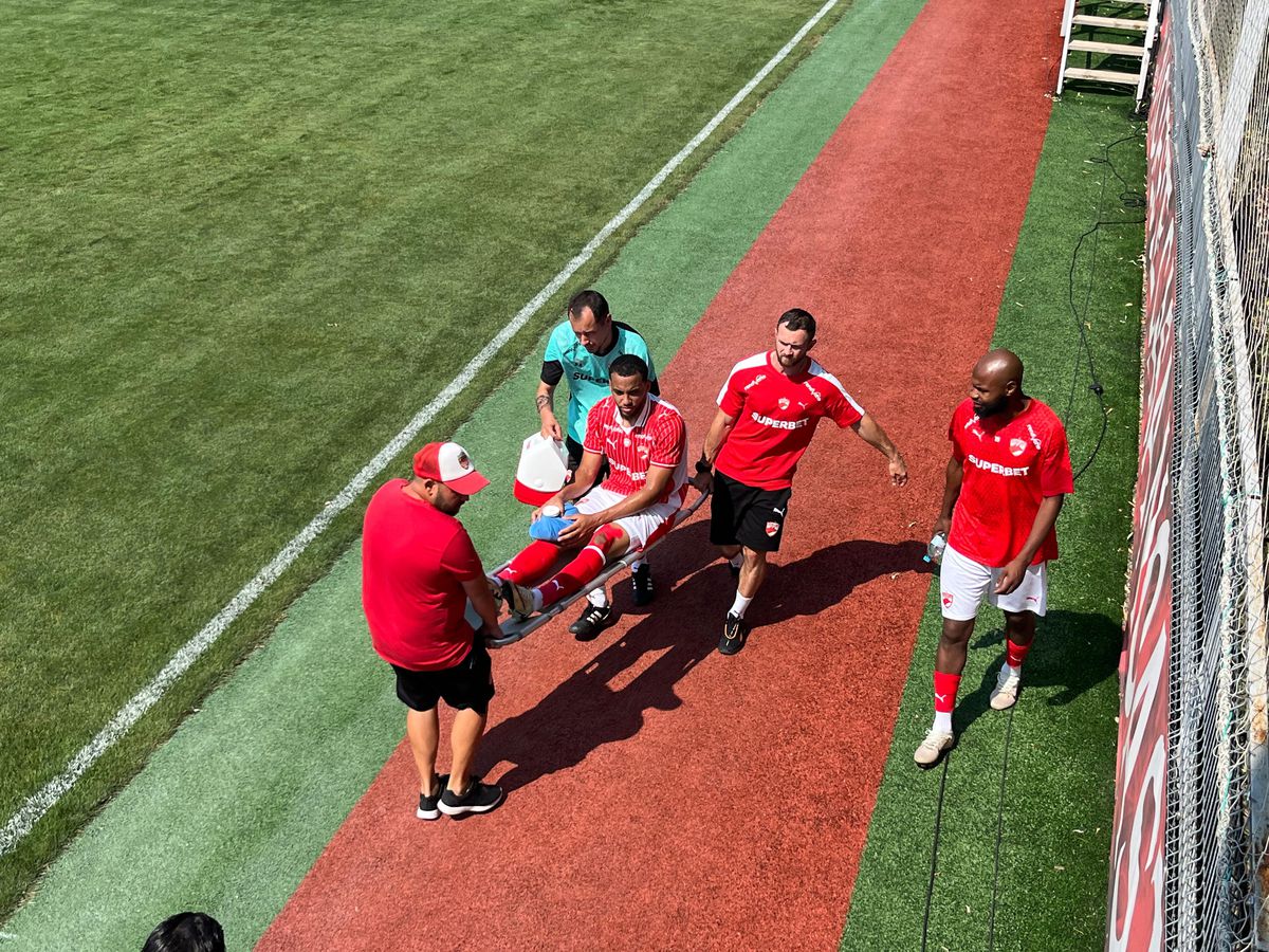 Probleme serioase pentru Kopic înainte de startul noului sezon de Superliga » Maxime Sivis a ieșit pe targă: care este primul diagnostic