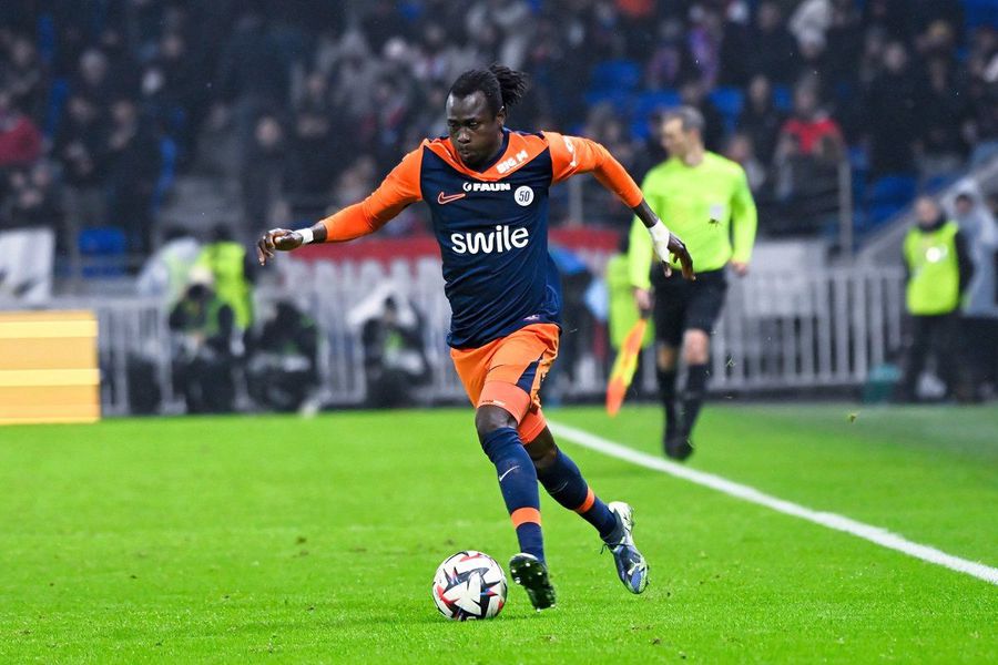 Issiaga Sylla, dorit de Dinamo, are un CV impresionant. A fost jucător de bază pentru Toulouse și Montpellier. Foto: Imago Dinamo intră la negocieri pentru fundașul din Ligue 1 » Pistă nouă de transfer pentru „câini”