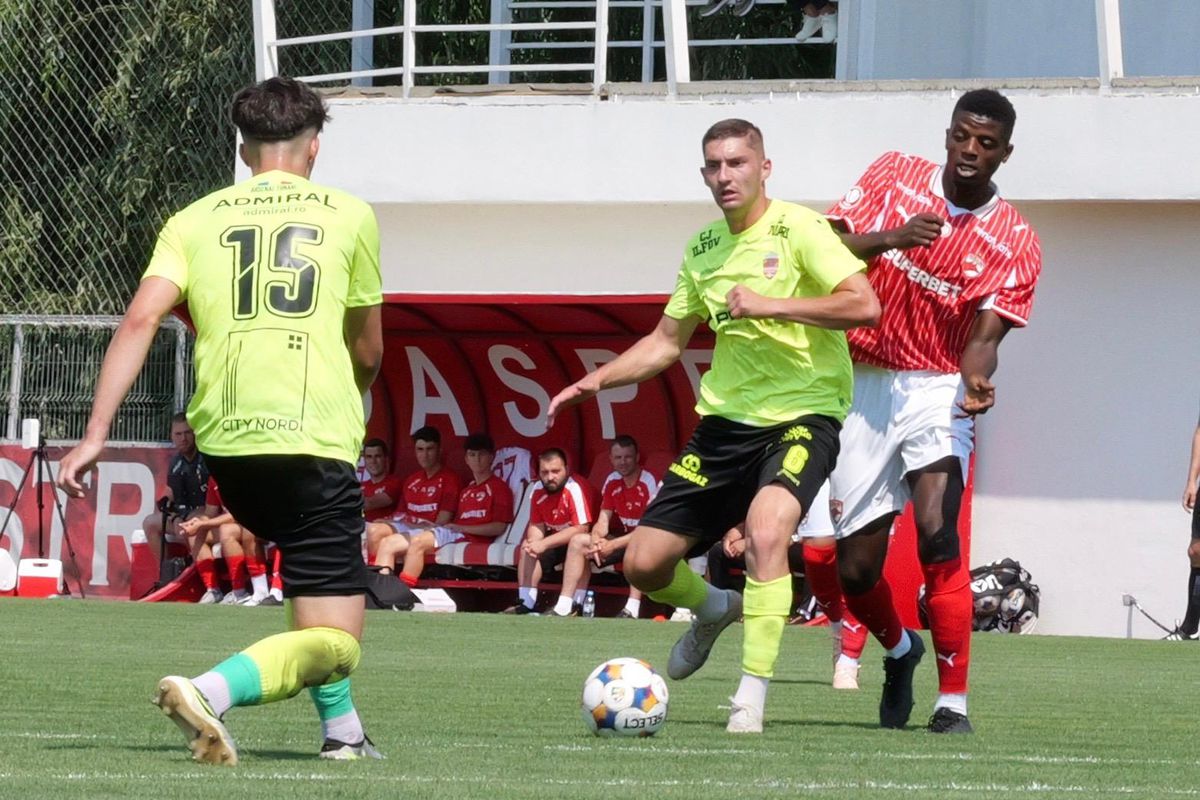 Dinamo a remizat cu CS Tunari în ultimul amical al verii și a pierdut un jucător important