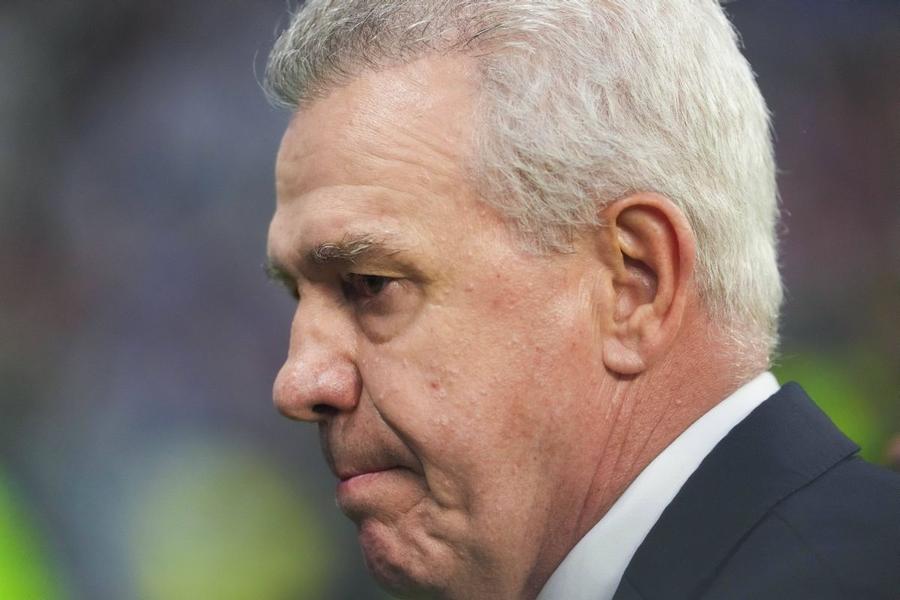 Încă un selecționer a plecat după eliminarea dramatică la Cupa Mondială! » Cine îl înlocuiește pe Javier Aguirre