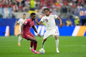 Portugalia - Spania, meci de gală în optimile Campionatului Mondial » Lamine Yamal e blocat de Diogo Costa!