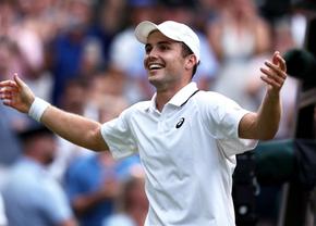 Unicul britanic rămas la Wimbledon e în „sferturi”, după ce l-a eliminat pe Grigor Dimitrov: „Stau aici, mă uit la fața ta și încă nu-mi vine să cred”