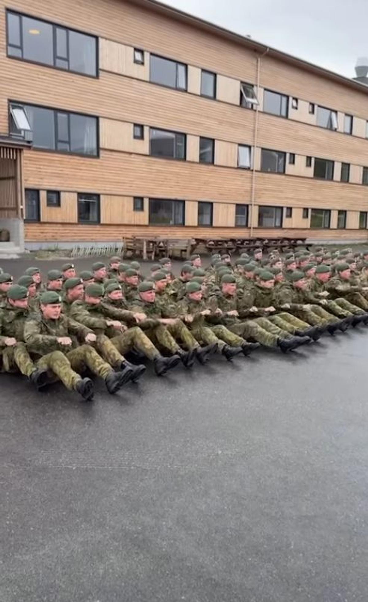 Armata norvegiană, gest de susținere pentru echipa națională