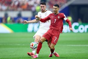 Portugalia - Spania, meci de gală în optimile Campionatului Mondial » BARĂ în minutul 42!