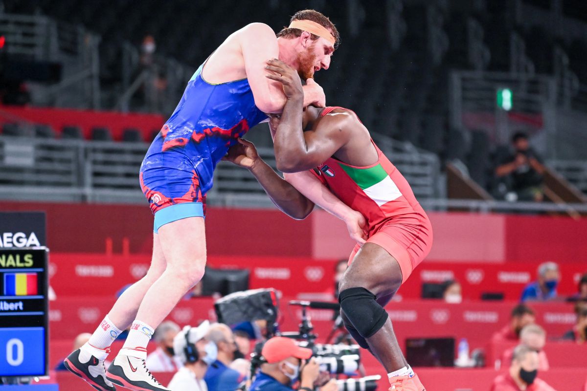 Dezastrul neanunțat de pe saltea: catastrofă în ziua în care așteptam cel puțin o medalie la lupte