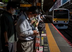 O călătorie prin cea mai aglomerată stație de metrou din lume » Imagini senzaționale din locul tranzitat zilnic de 4 milioane de oameni