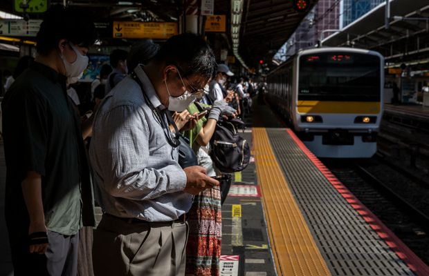 O călătorie prin cea mai aglomerată stație de metrou din lume » Imagini senzaționale din locul tranzitat zilnic de 4 milioane de oameni
