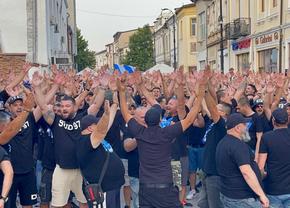 Scandal cât casa la FCU Craiova » Un jucător, interzis de ultrași: „Oprim antrenamentul! Acest mesaj l-au aflat și Adrian Mutu cu Adiță Mititelu”