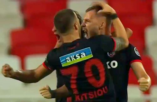 Alexandru Maxim (32 de ani) a marcat un gol superb, din lovitură liberă, în minutul 22 al meciului dintre Sivasspor și Gaziantep, la scorul de 0-0.