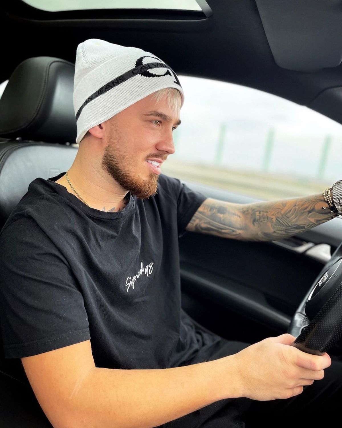 Fostul fotbalist de la FCSB a povestit cum a încasat peste 40.000 de euro din TikTok: „După divorț”