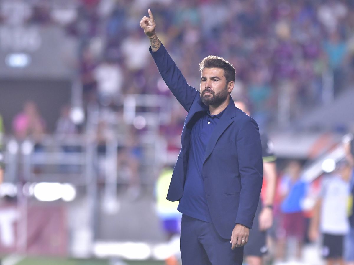 Rapid, a treia victorie consecutivă în campionat! „Dubla” lui Sefer îl duce pe Mutu pe primul loc în Liga 1