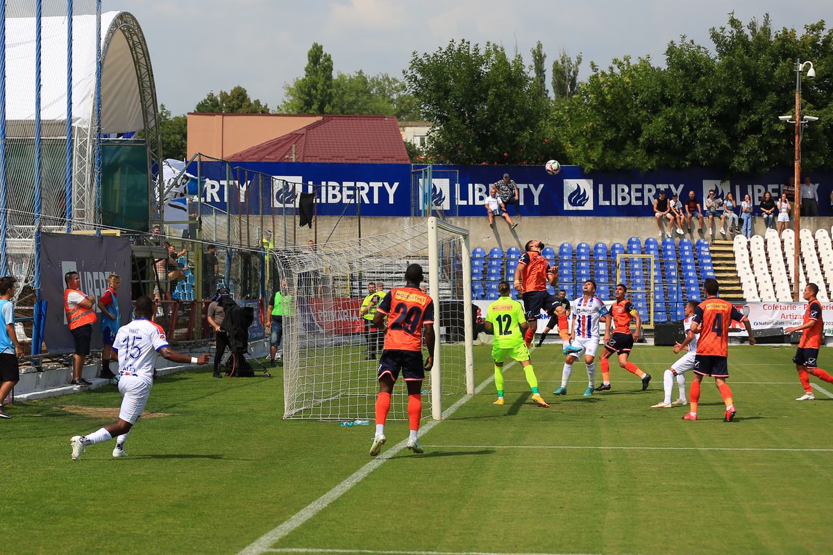 Egalul cu Poli Iași l-a înfuriat pe Dorinel Munteanu: „Nu merge așa, treziți-vă! Săptămâna asta vom lua niște decizii”