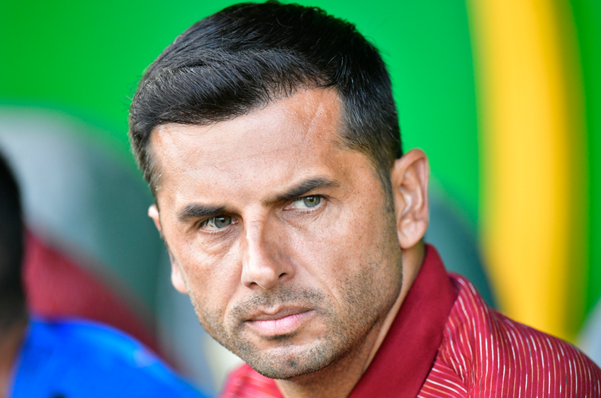 Nicolae Dică l-a titularizat pe Radu Boboc în CS Mioveni - FCSB, deși fundașul abia a fost transferat de roș-albaștri