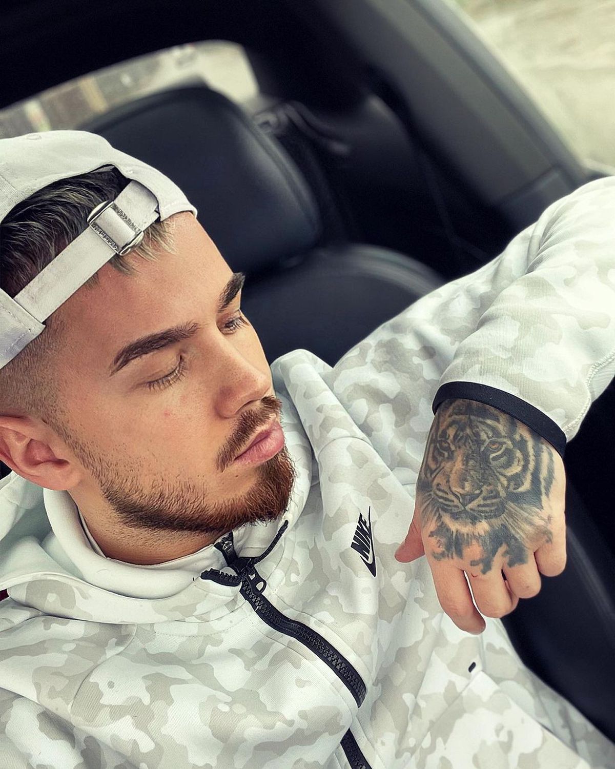 Fostul fotbalist de la FCSB a povestit cum a încasat peste 40.000 de euro din TikTok: „După divorț”