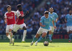 Manchester City - Arsenal, Supercupa Angliei, se joacă ACUM. Dublă ocazie pentru „tunari”