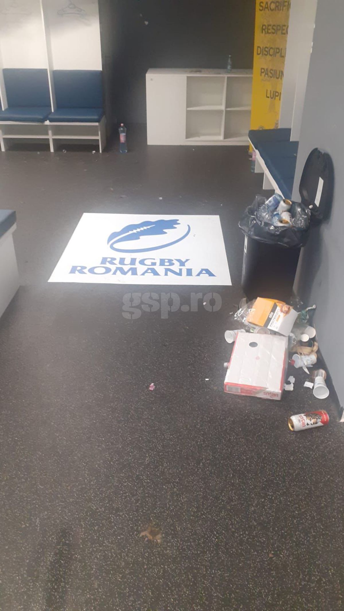 Cum au arătat vestiarele după meciul de rugby România - SUA