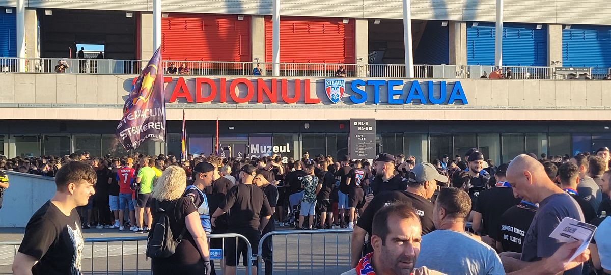Ce s-a auzit la stația de amplificare din Ghencea înainte de FCSB - CFR Cluj: „În această seară, suporterii roș-albaștri din tribună poartă un singur nume...”