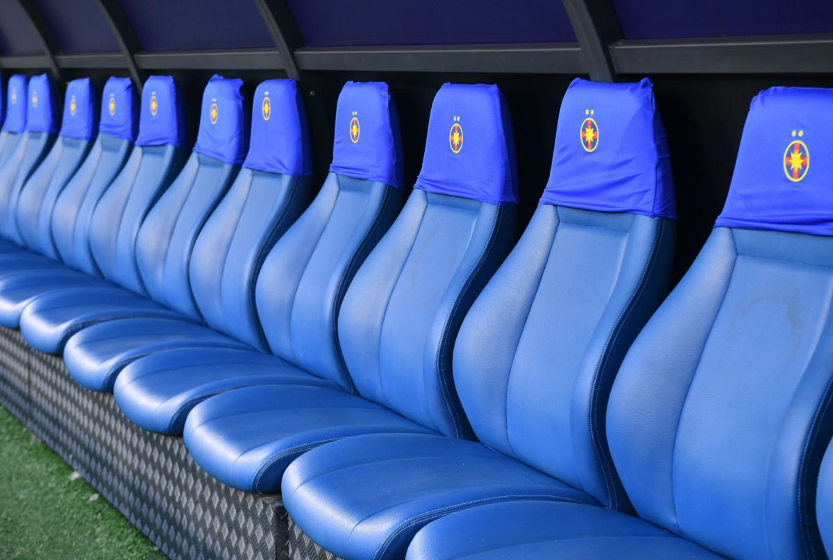 Ce s-a auzit la stația de amplificare din Ghencea înainte de FCSB - CFR Cluj: „În această seară, suporterii roș-albaștri din tribună poartă un singur nume...”