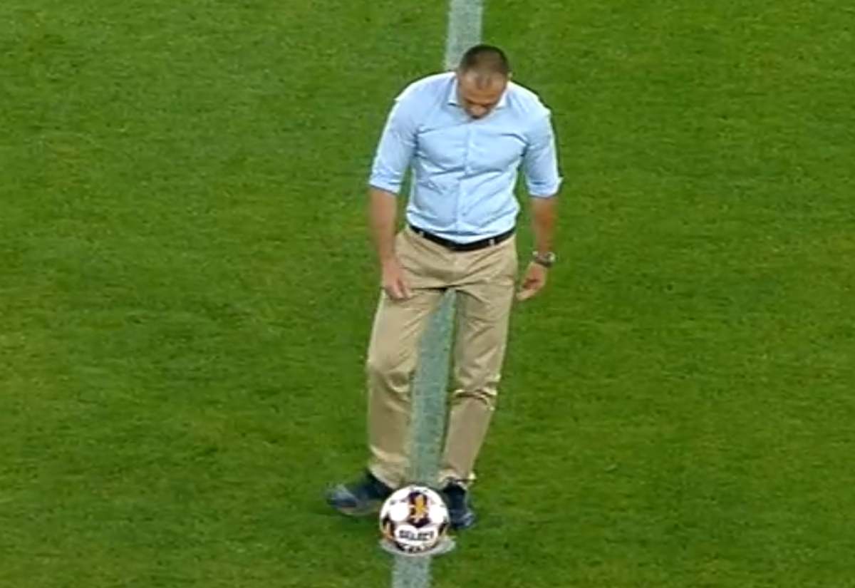 Adrian Ilie a dat startul meciului la revenirea FCSB în Ghencea » „Cobra”, aplauze la scenă deschisă!