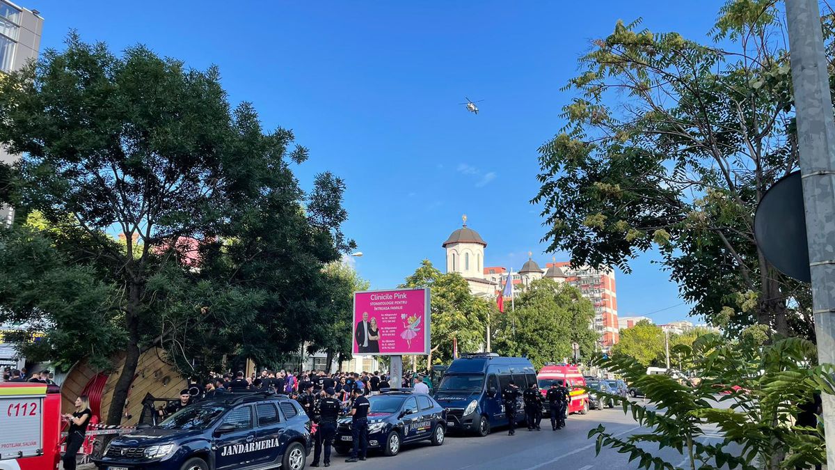 Ce s-a auzit la stația de amplificare din Ghencea înainte de FCSB - CFR Cluj: „În această seară, suporterii roș-albaștri din tribună poartă un singur nume...”