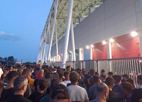 Scene fără precedent la arena din Ghencea » Mii de fani ținuți ca „sardinele” la porți! A fost nevoie de intervenția Ambulanței