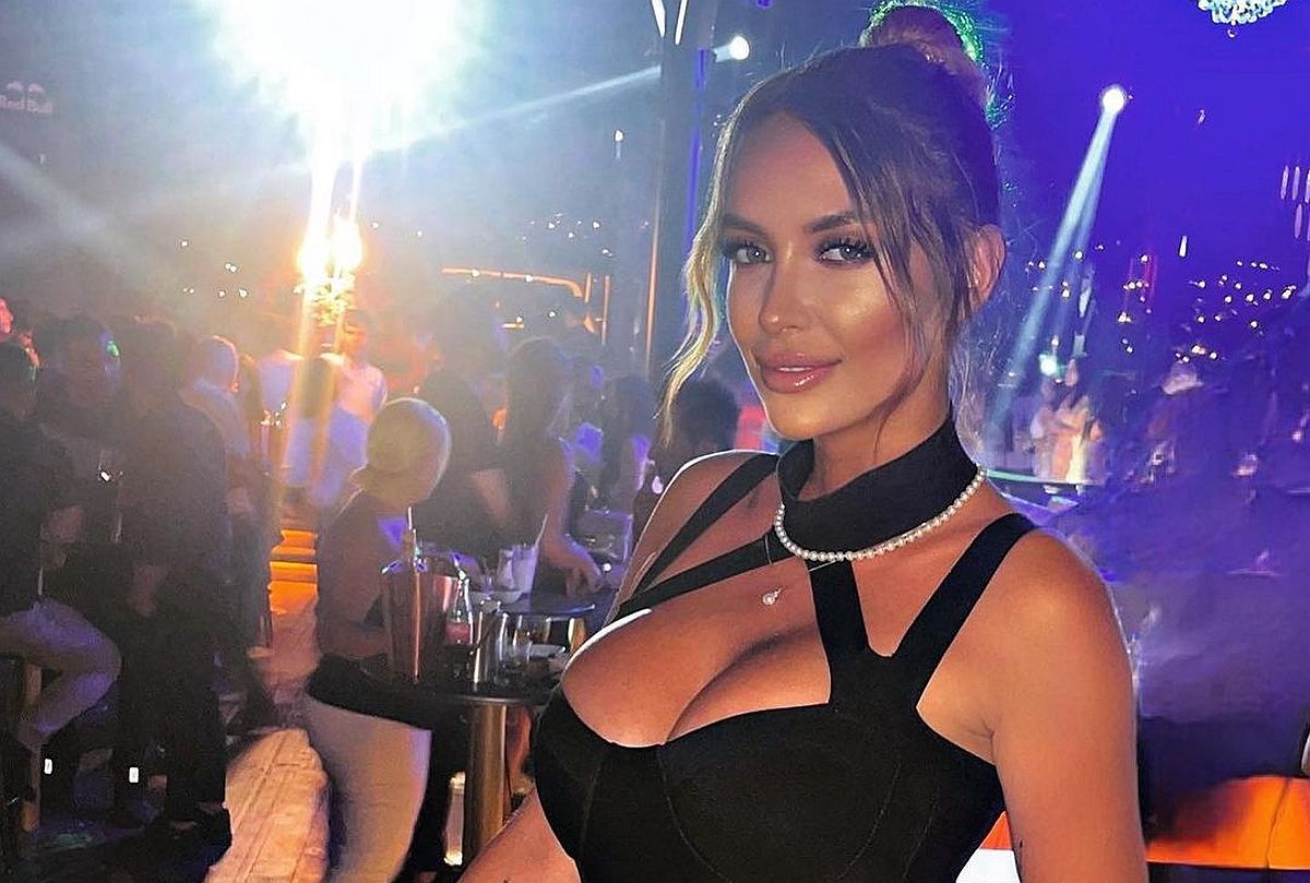 Fosta cucerire a lui Adrian Cristea a purtat cea mai sexy ținută de la Untold