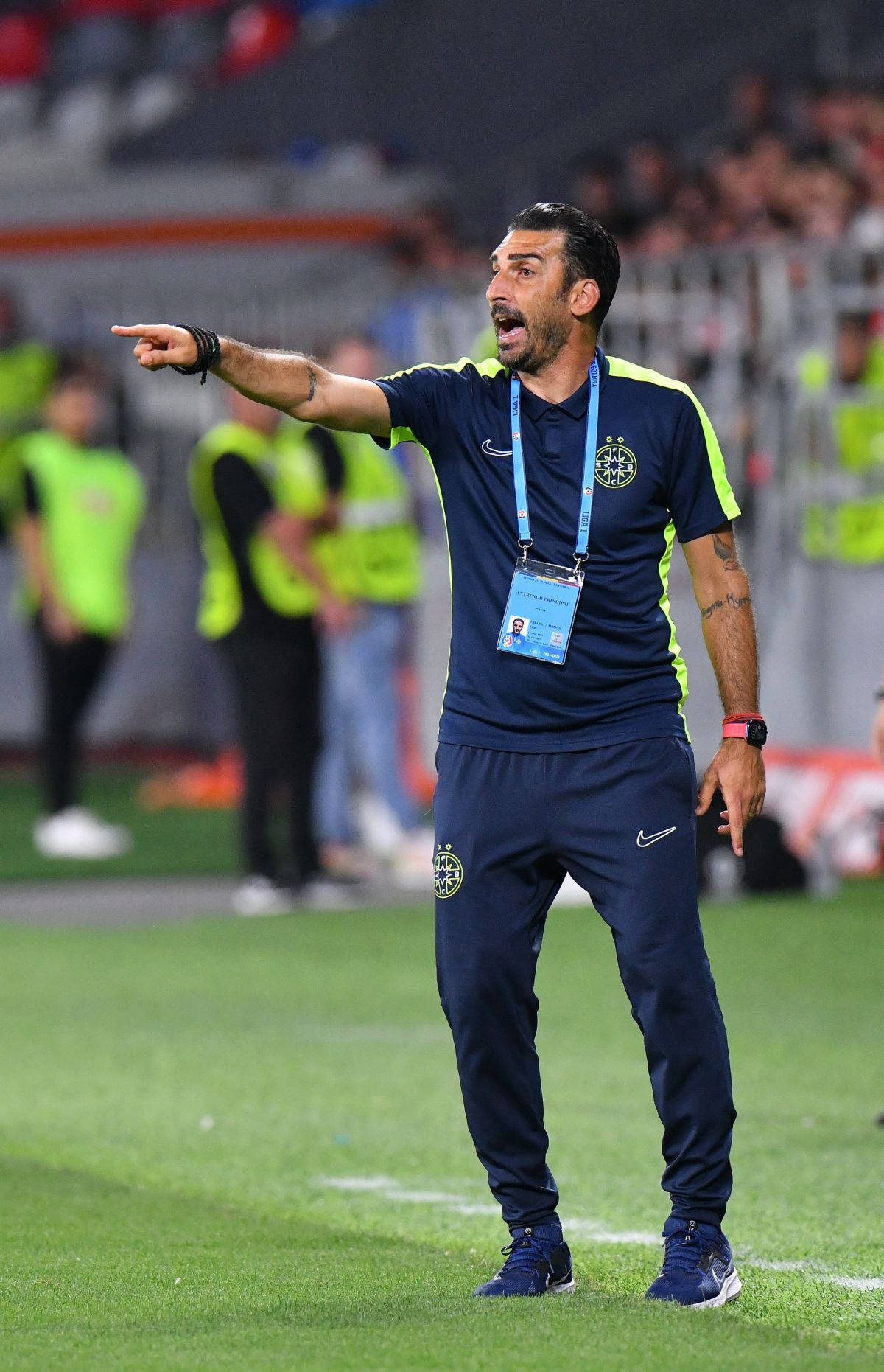 Pleacă imediat după FCSB - CFR Cluj: impresarul a venit la negocieri! Gigi Becali: „E singurul care pleacă”