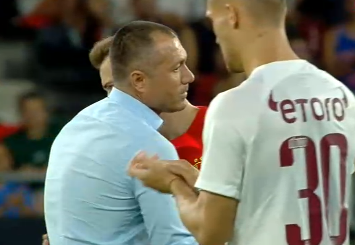 Adrian Ilie a dat startul meciului la revenirea FCSB în Ghencea » „Cobra”, aplauze la scenă deschisă!