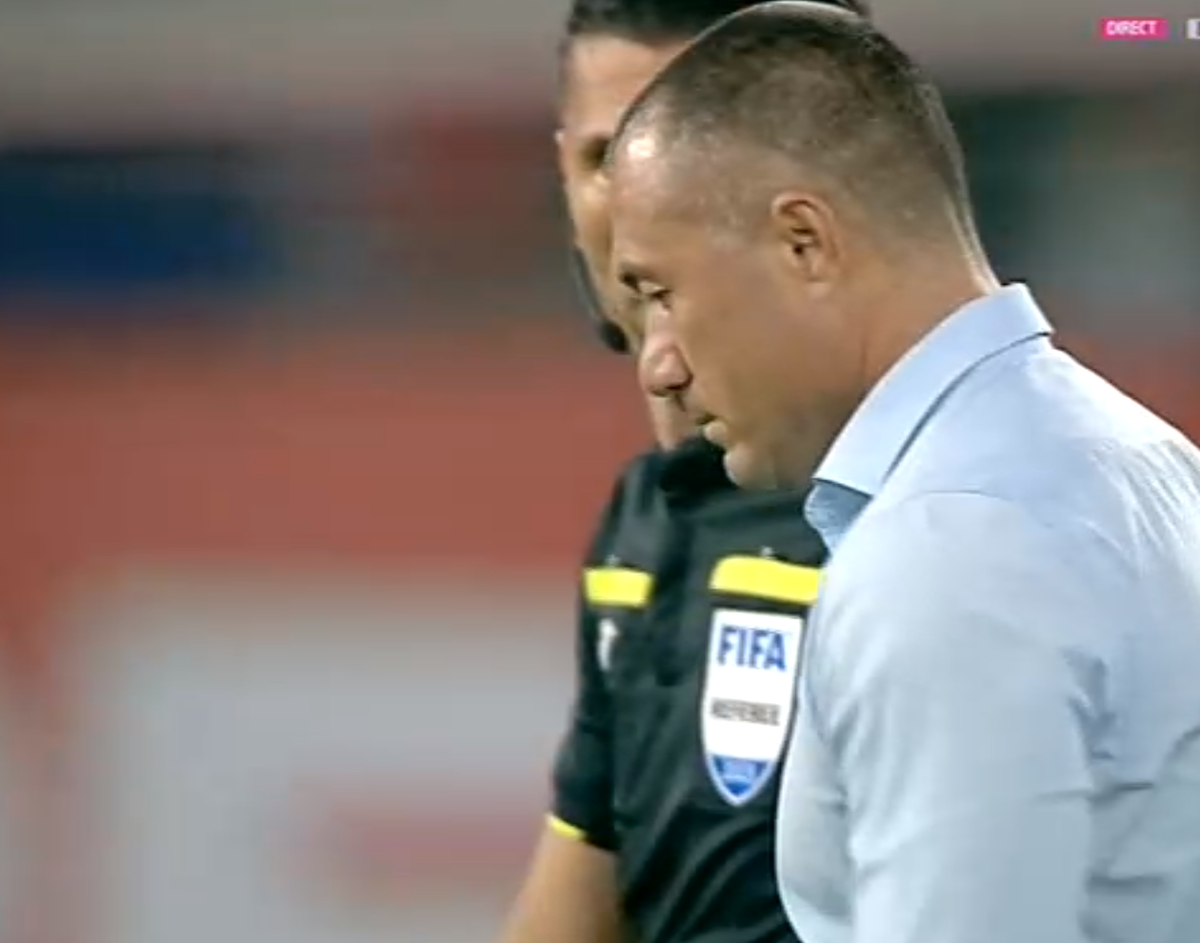 Adrian Ilie a dat startul meciului la revenirea FCSB în Ghencea » „Cobra”, aplauze la scenă deschisă!