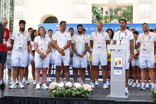 Antrenorii lotului național de canotaj Foto: COSR