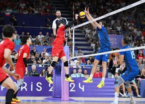 Desfășurare incredibilă în Italia - Japonia, sfertul de finală al competiției de volei masculin » Au condus cu 2-0 la seturi și 24-21, dar au fost eliminați