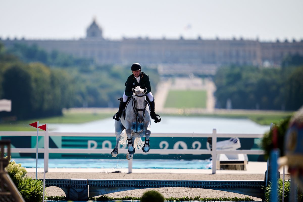 Echitație-Versailles
