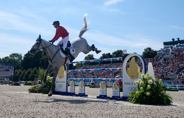 Un sport contestat a adunat 16.500 de oameni în tribune la ultima sa probă, câștigată de germanul Christian Kukuk cu superbul cal Checker 47