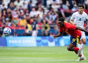 Aglomerație pe „ruta” Madrid - Londra » Samu și Gallagher schimbă culorile