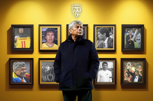 Mircea Lucescu are șansa de a deveni cel mai în vârstă selecționer din istoria Cupei Mondiale