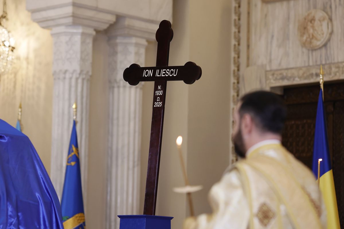 Imagini de la funeraliile lui Ion Iliescu, de la Palatul Cotroceni / foto: Cristi Preda (GSP.ro)