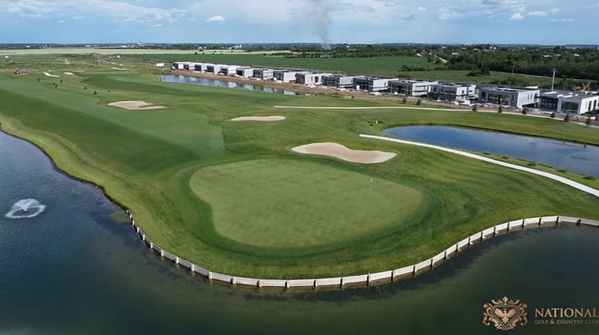 Simona Halep s-a alăturat National Golf & Country Club