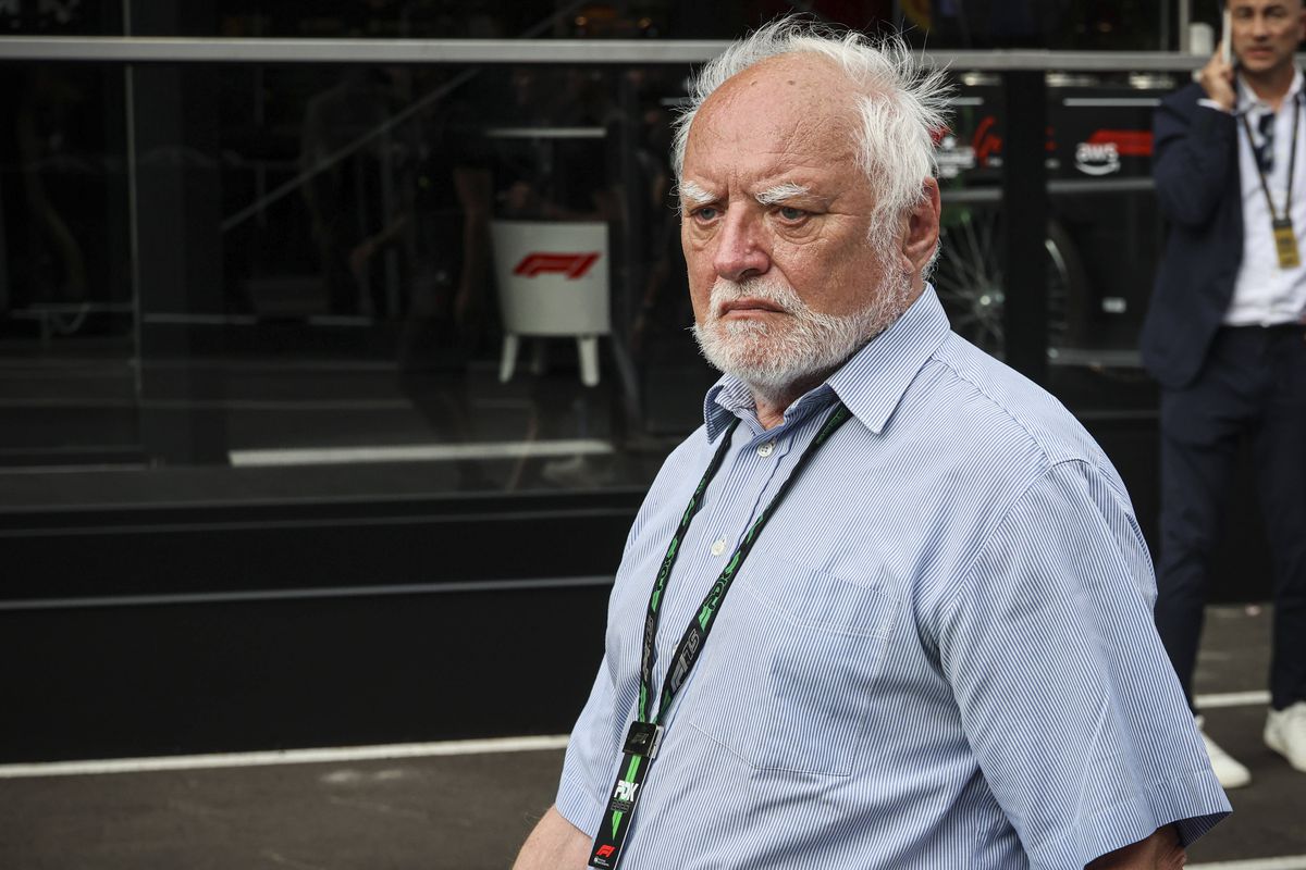 Legendarul personaj din MEME-uri a apărut la Marele Premiu al Ungariei » Chiar și piloții au vrut să se fotografieze cu el!