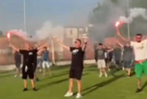 30 de suporteri cu torțe la antrenamentul FCSB-ului