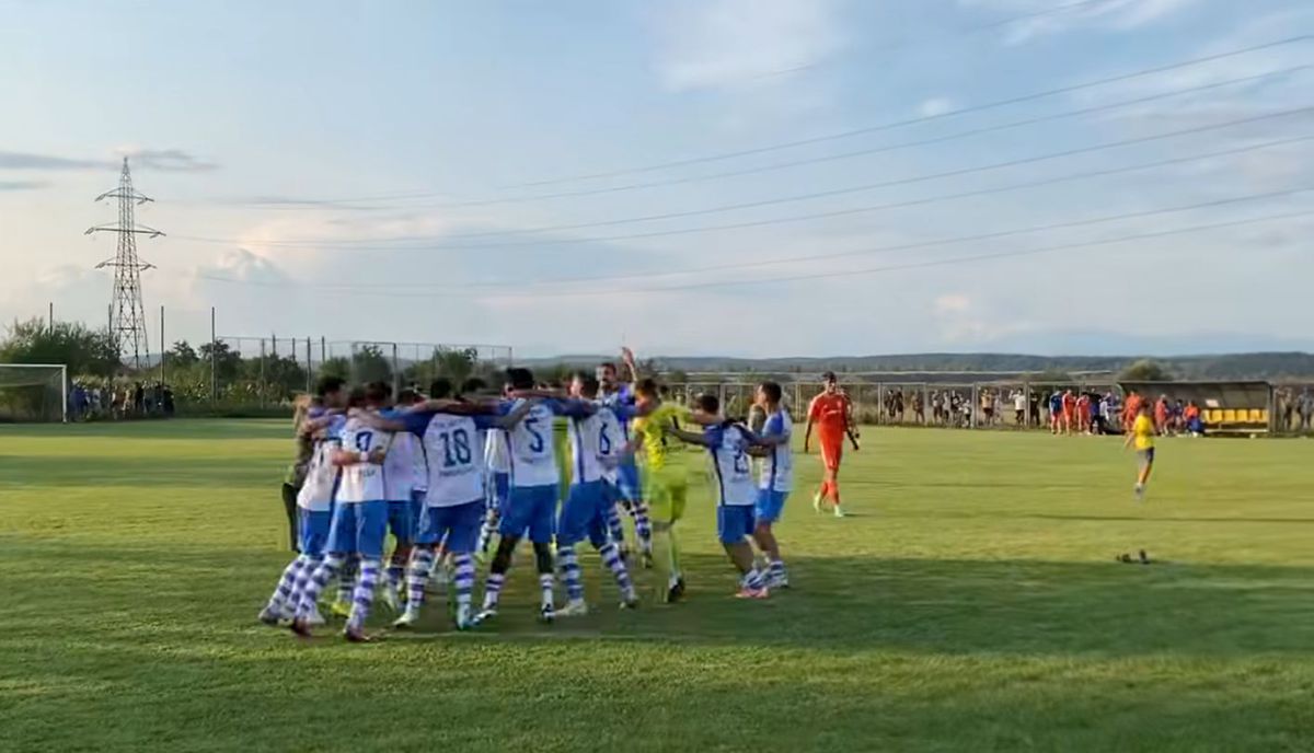 O nouă rușine pe blazonul echipei lui Mititelu! Vulturii din Fărcășești au eliminat-o pe FCU Craiova în turul 2 al Cupei României + toate rezultatele zilei