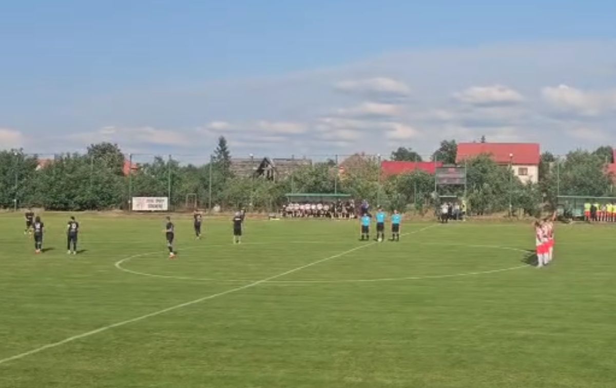 Stadionul din Fărcășești, unde FCU Craiova a fost eliminată