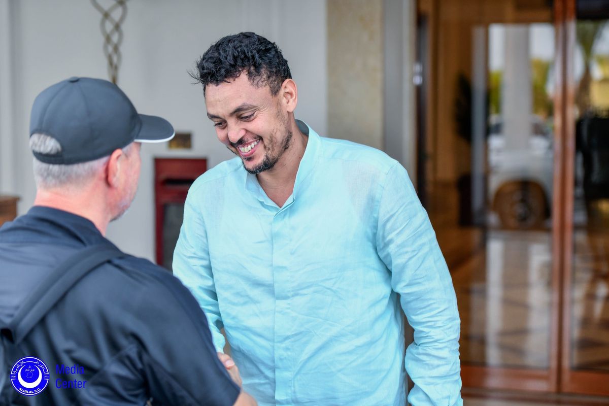 Adrian Mutu sare în apărarea lui Laurențiu Reghecampf: „Nu e nimic penibil"