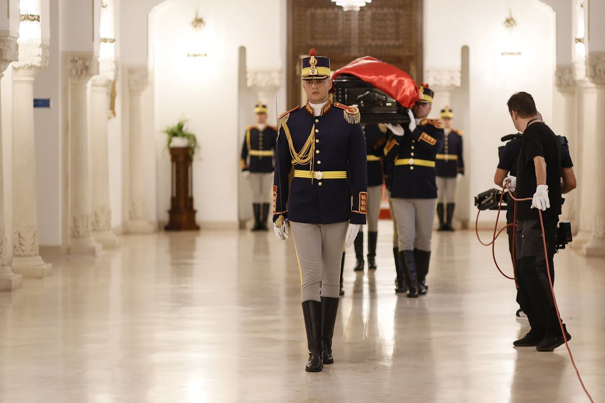 Imagini de la funeraliile lui Ion Iliescu, de la Palatul Cotroceni / foto: Cristi Preda (GSP.ro)