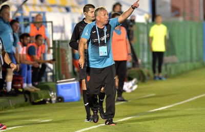 EUROPA LEAGUE // Dan Petrescu a lăsat mai mulți jucători de bază în afara listei UEFA! Cine lipsește din lotul înscris de CFR Cluj