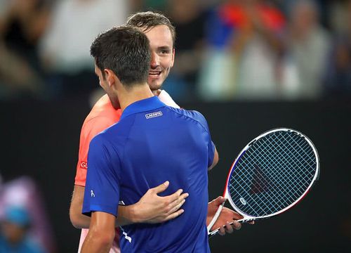 Novak Djokovic (33 de ani, 1 ATP) e asaltat de noua generație la US Open. Dintre cei 16 jucători rămași în competiție, 10 au vârstă de 24 de ani sau mai puțin.