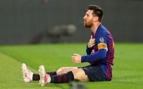 Lionel Messi se va prezenta mâine la antrenamentele lui Koeman și ar putea să nu plece de la Barcelona nici vara viitoare dacă se va înțelege cu noul președinte al clubului.