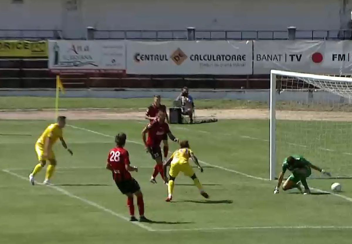 REȘIȚA - PETROLUL, etapa 2, Liga 2