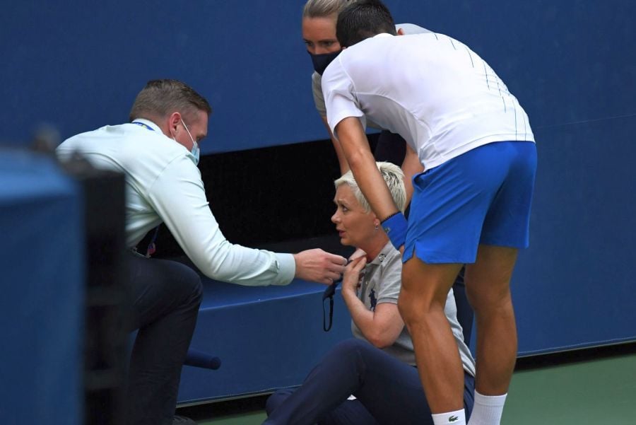 Novak Djokovic, DESCALIFICAT de la US Open! ȘOC de proporții în lumea tenisului
