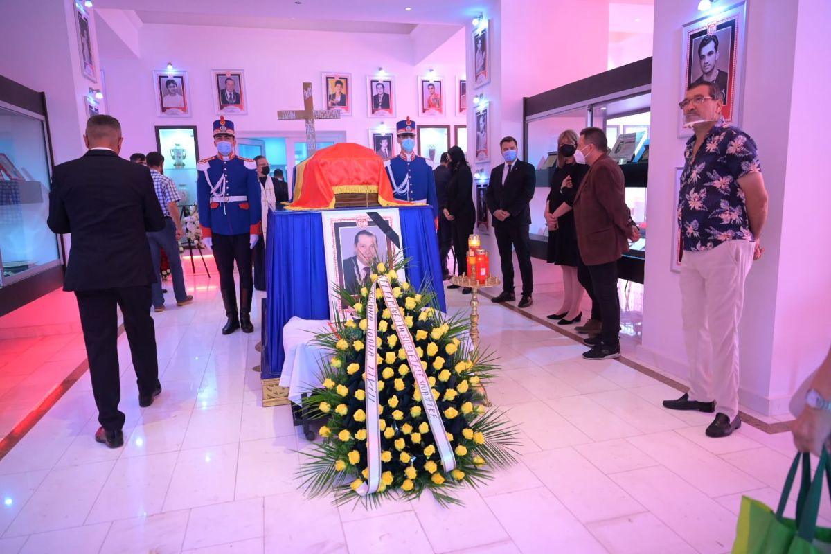 „Vâslind spre eternitate” » Trupul lui Ivan Patzaichin, depus azi la sediul CS Dinamo