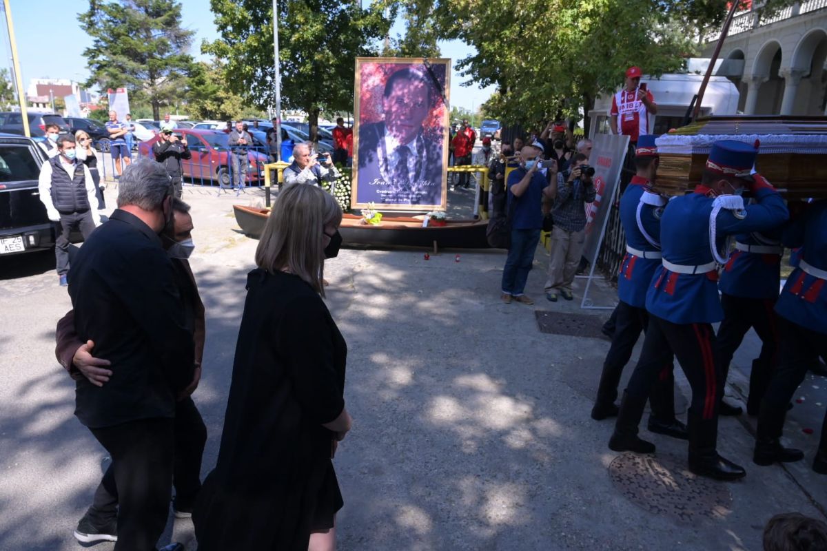 „Vâslind spre eternitate” » Trupul lui Ivan Patzaichin, depus azi la sediul CS Dinamo